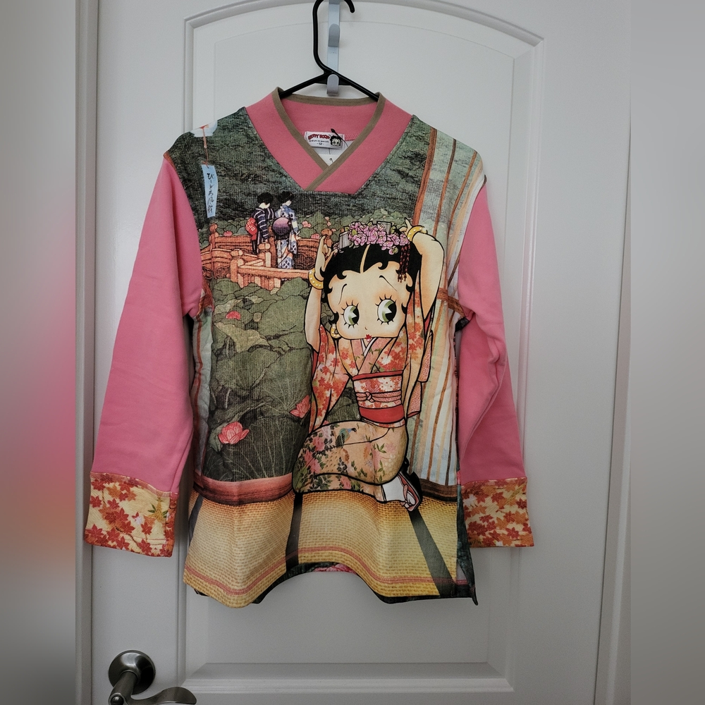 Rare Vintage Betty Boop Colorful Sweatshirt.